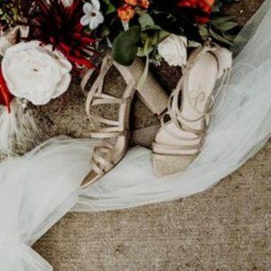 Jessica Simpson Stassey Women's Caged Faux Leather Back Zip Dress Sandals